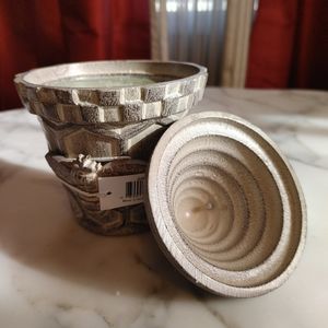 Mackenzie - Child's Bee Cintronella Candle